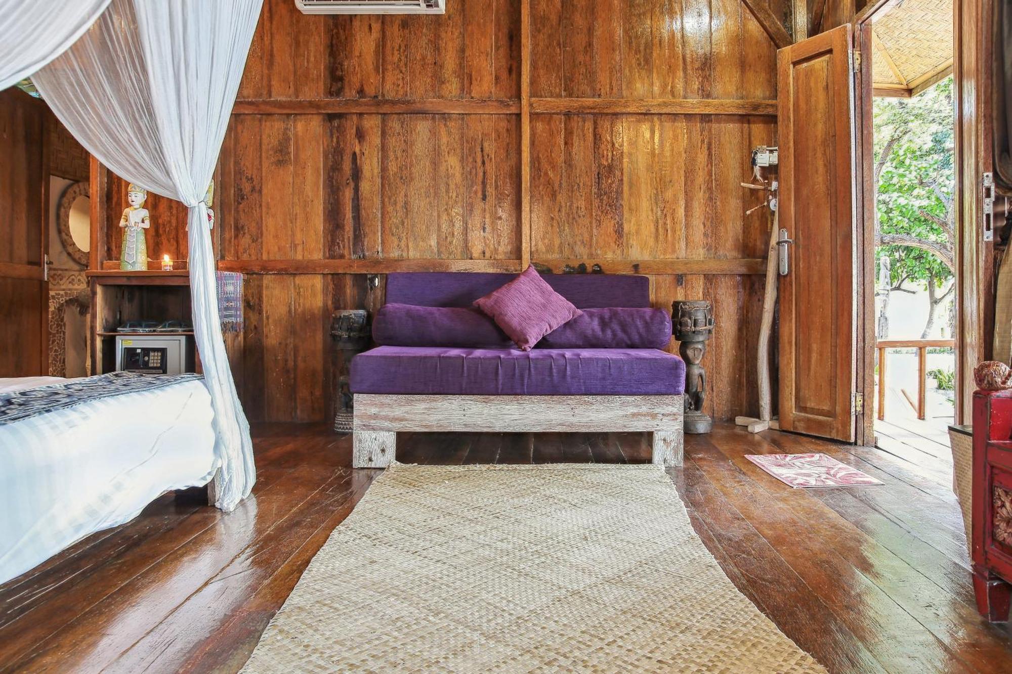 Cemara Beachfront Suite Mondu Buitenkant foto