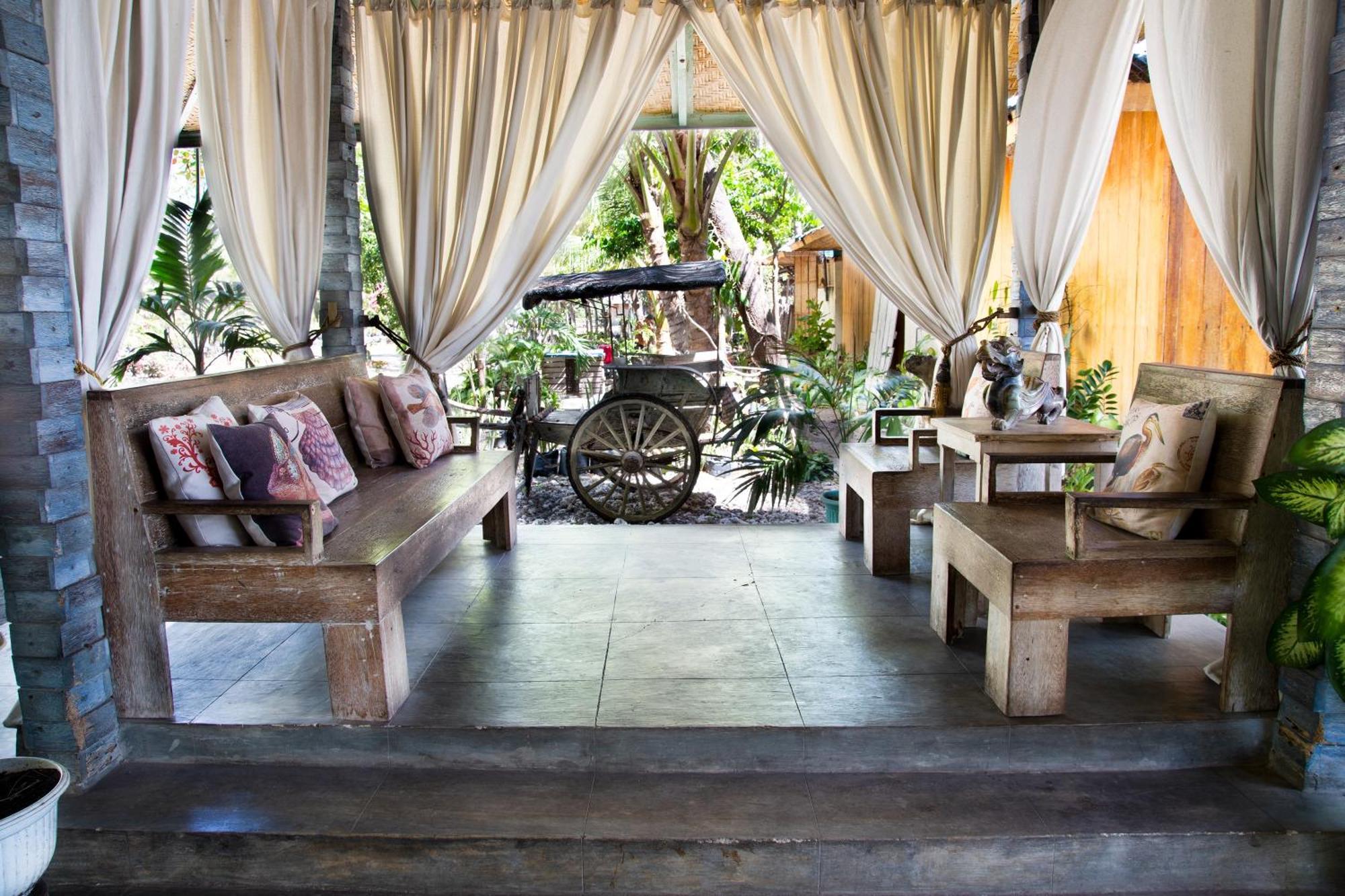 Cemara Beachfront Suite Mondu Buitenkant foto
